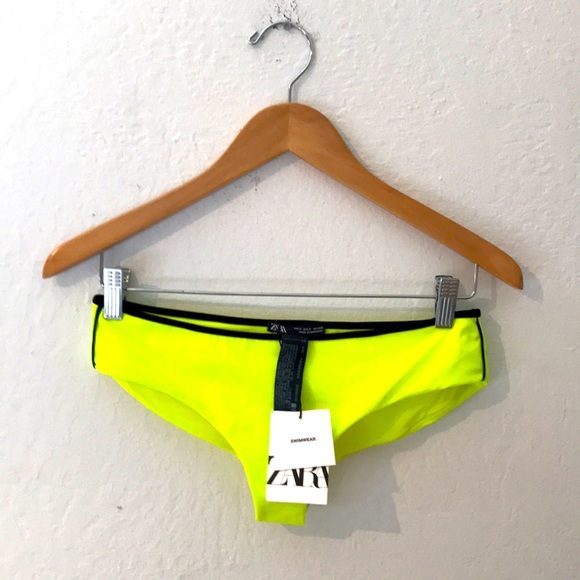 Zara Other - NWT ZARA Hipster Bikini Bottoms